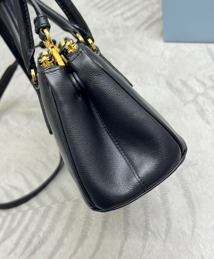 Prada Medium Galleria Leather Bag 1BA457